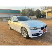 BMW 320i 2013 ສຳລັບຂາຍ